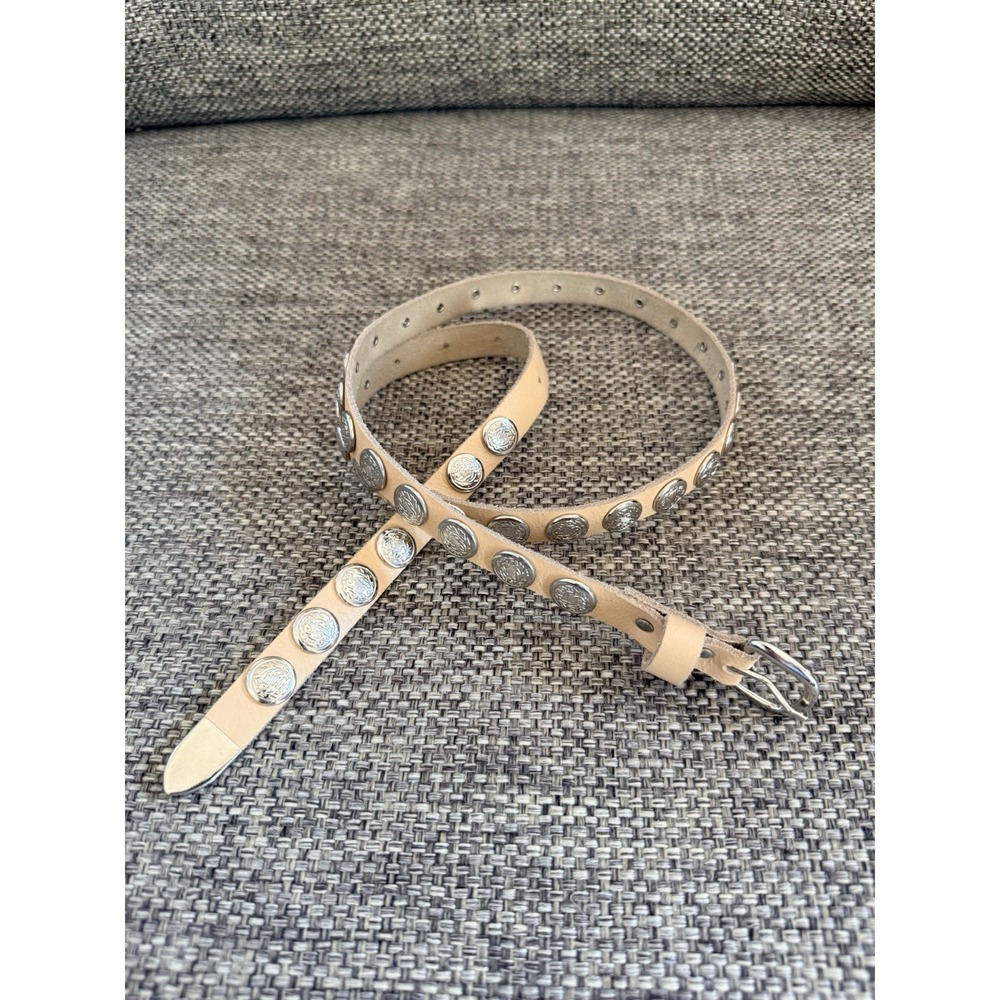 Forenza Sportswear Beige Leather Silver Concho Skinny Belt Women Sz M, 29"-33"